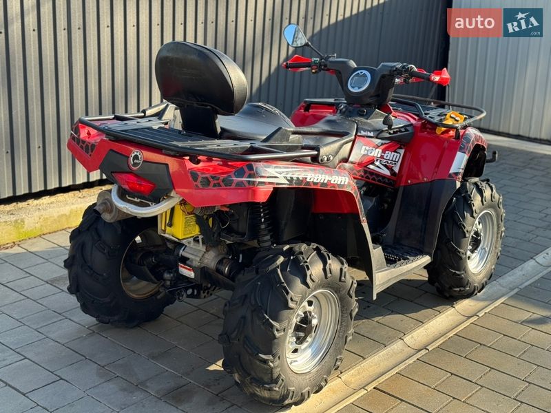 Квадроцикл  утилитарный BRP Outlander 2012 в Черновцах