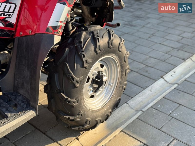 Квадроцикл  утилитарный BRP Outlander 2012 в Черновцах