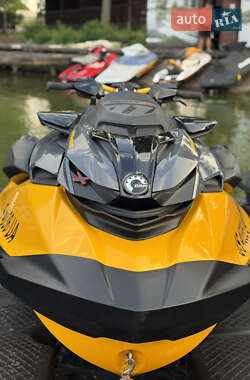 Гідроцикл спортивний BRP RXP-X 2022 в 