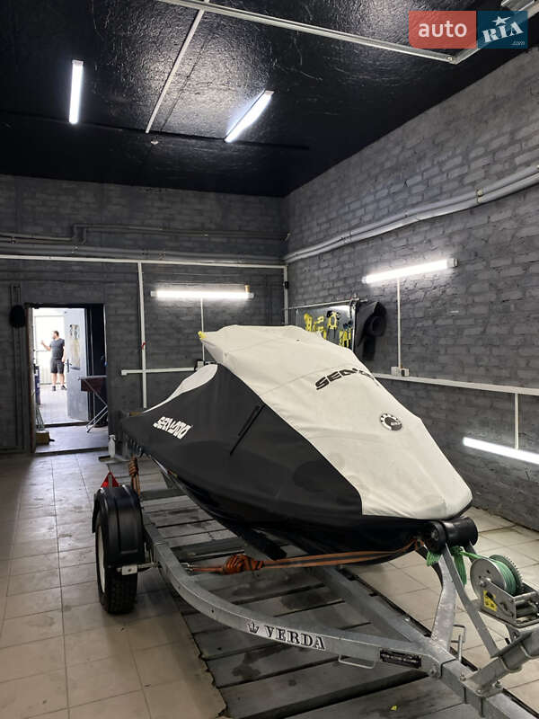 Гідроцикл спортивний BRP RXP-X 2020 в Вінниці
