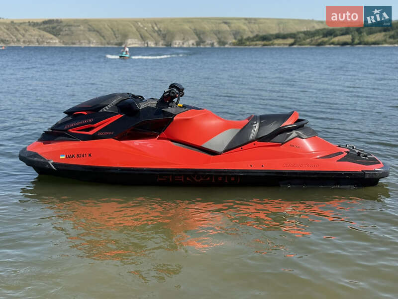 Гідроцикл спортивний BRP RXP-X 2016 в Хмельницькому фото 6 Гідроцикл спортивний BRP RXP-X 2016 в Хмельницькому