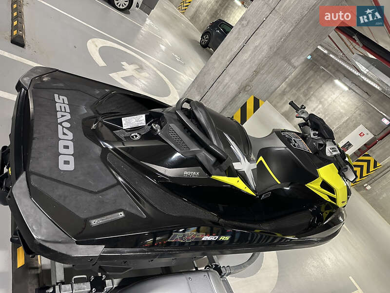 Гидроцикл спортивный BRP RXP 2012 в Киеве