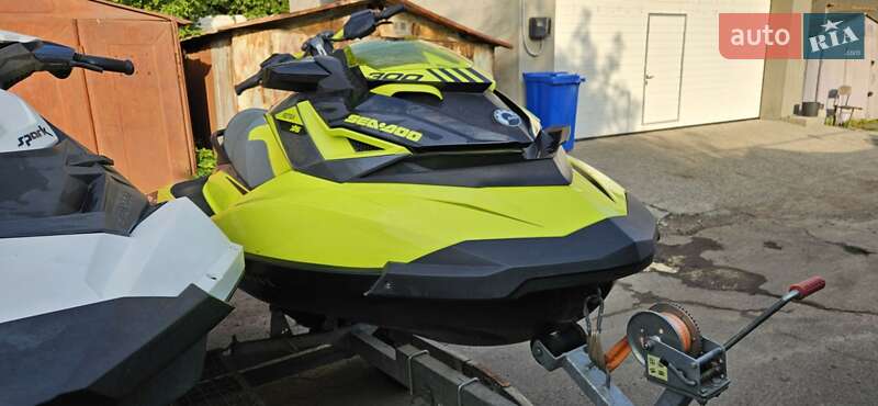 Гидроцикл спортивный BRP RXP 2017 в Киеве