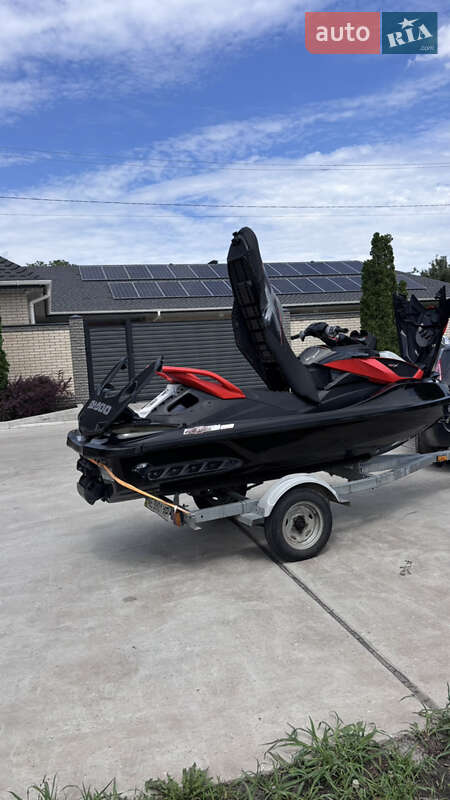 Гидроцикл спортивный BRP RXT-X 2011 в Харькове фото 4 Гидроцикл спортивный BRP RXT-X 2011 в Харькове