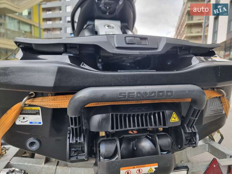 Гидроцикл туристический BRP RXT 2011 в Киеве фото 6 Гидроцикл туристический BRP RXT 2011 в Киеве