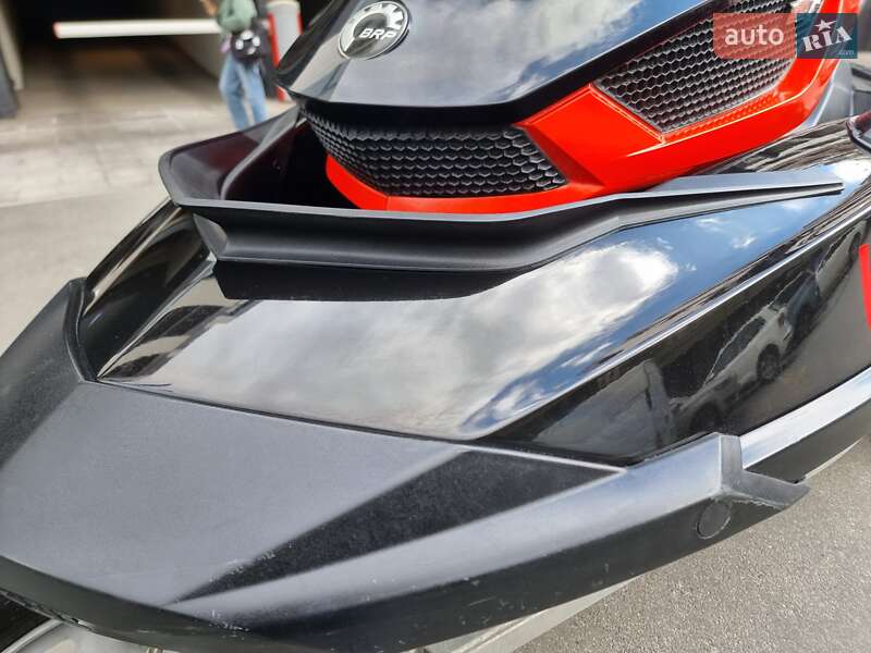 Гидроцикл туристический BRP RXT 2011 в Киеве фото 9 Гидроцикл туристический BRP RXT 2011 в Киеве