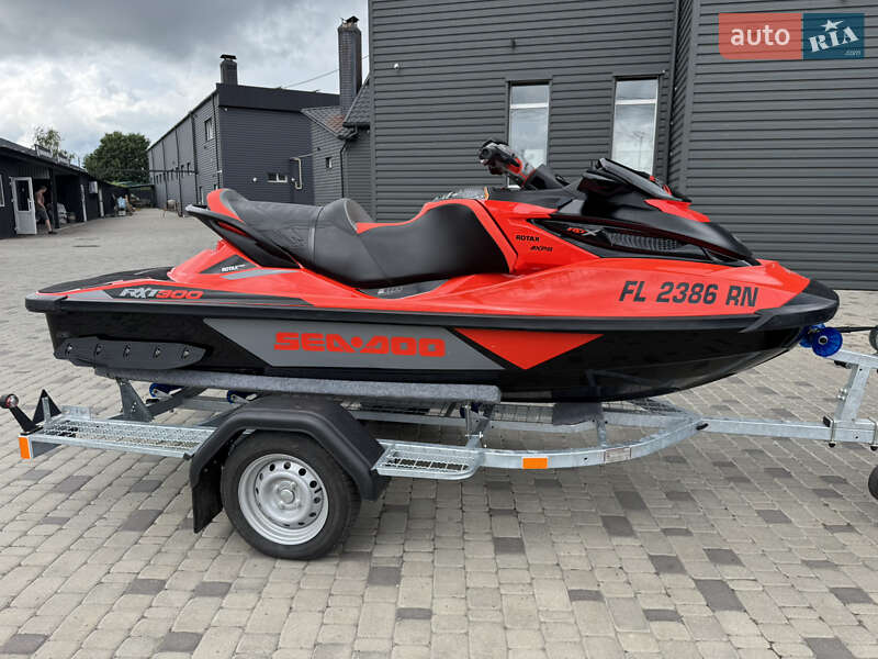 Гидроцикл спортивный BRP RXT 2017 в Белой Церкви фото 13 Гидроцикл спортивный BRP RXT 2017 в Белой Церкви