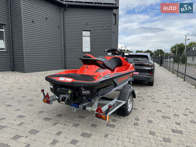 Гидроцикл спортивный BRP RXT 2017 в Белой Церкви фото 14 Гидроцикл спортивный BRP RXT 2017 в Белой Церкви