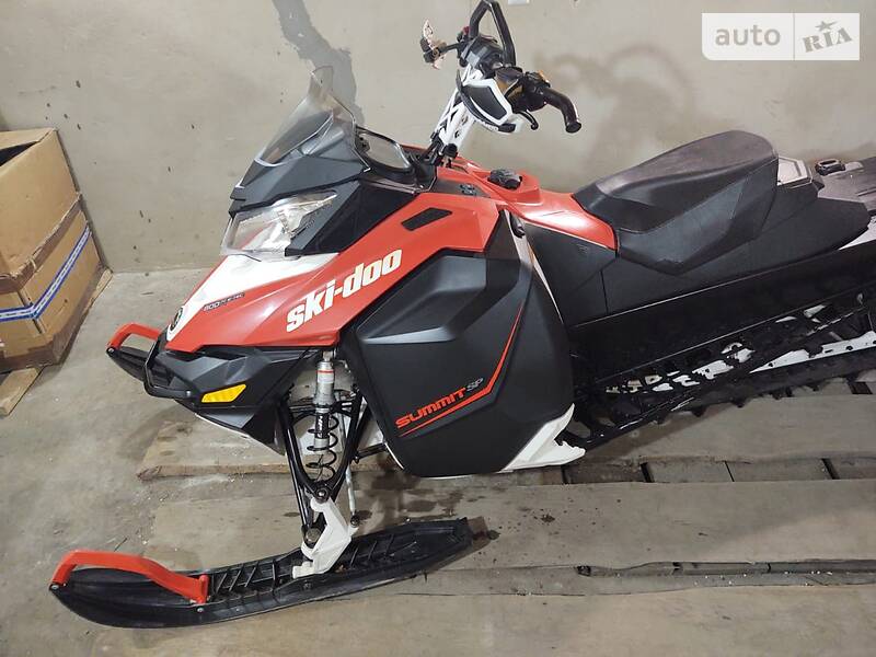 Снегоход BRP Ski-Doo 2015 в Киеве