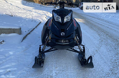 Снегоход BRP Ski-Doo 2016 в 