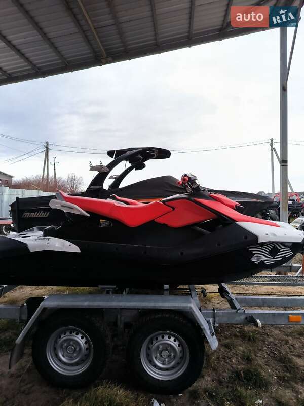 Гідроцикл туристичний BRP Spark 2024 в Львові фото 2 Гідроцикл туристичний BRP Spark 2024 в Львові