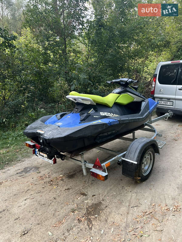 Гідроцикл спортивний BRP Spark 2021 в Тульчині