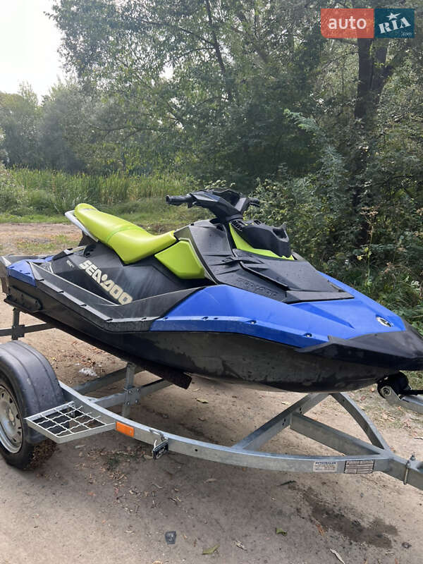 Гідроцикл спортивний BRP Spark 2021 в Тульчині