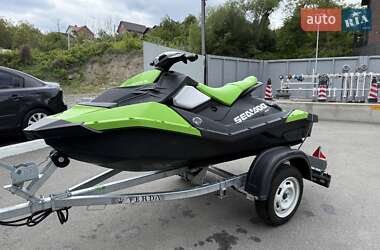 Гідроцикл спортивний BRP Spark 2016 в Києві