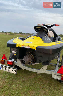 Гидроцикл туристический BRP Spark 2015 в 