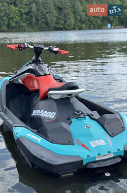 Гидроцикл спортивный BRP Spark 2017 в 