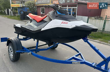 Гидроцикл спортивный BRP Spark 2018 в 