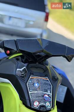 Гідроцикл спортивний BRP Spark 2021 в 