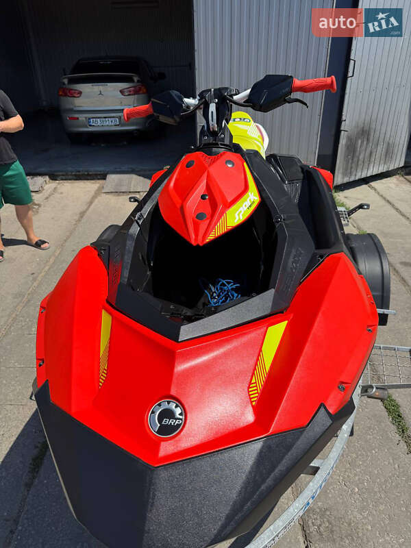Гідроцикл спортивний BRP Spark 2020 в Житомирі
