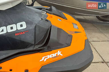 Гидроцикл спортивный BRP Spark 2019 в 