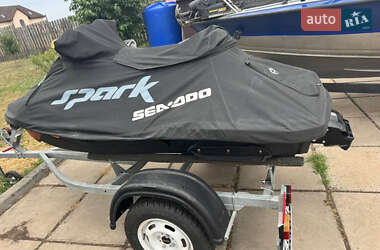 Гидроцикл спортивный BRP Spark 2019 в 