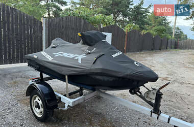 Гідроцикл спортивний BRP Spark 2015 в 