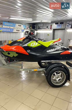 Гидроцикл туристический BRP Spark 2020 в 