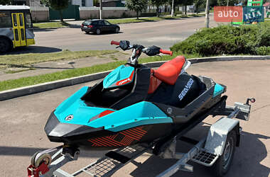 Гідроцикл спортивний BRP Spark 2018 в 