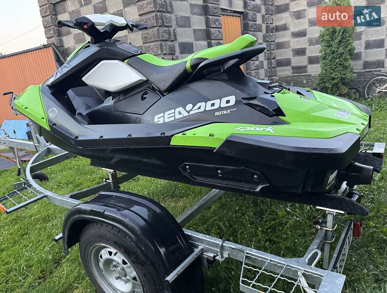 Гидроцикл спортивный BRP Spark 2017 в Житомире