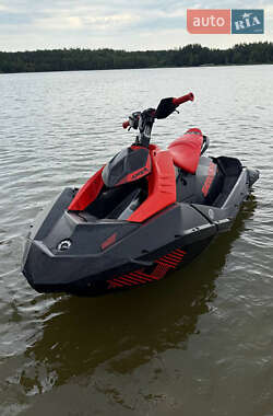 Гидроцикл спортивный BRP Spark 2022 в Житомире