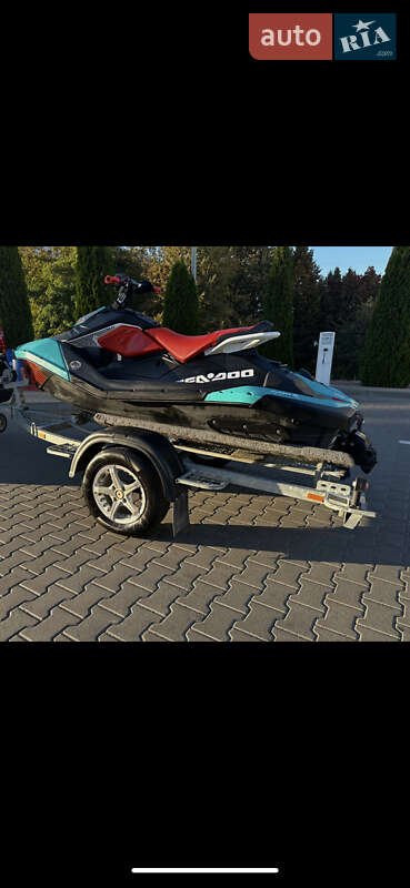 Гидроцикл спортивный BRP Spark 2018 в Житомире фото 8 Гидроцикл спортивный BRP Spark 2018 в Житомире