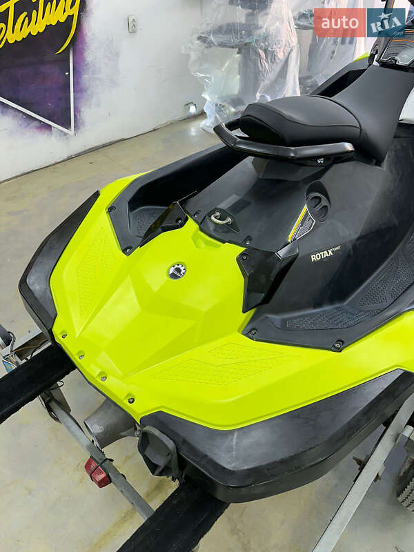 Гидроцикл спортивный BRP Spark 2015 в Тернополе