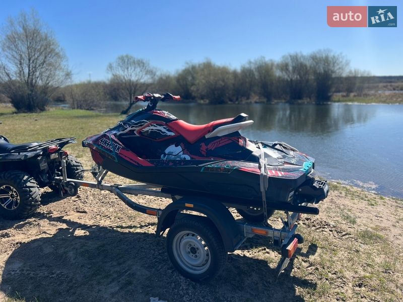 Гидроцикл туристический BRP Spark 2019 в Луцке фото 8 Гидроцикл туристический BRP Spark 2019 в Луцке