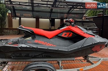 Гидроцикл спортивный BRP Spark 2022 в Кропивницком