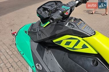 Гидроцикл спортивный BRP Spark 2020 в Киеве