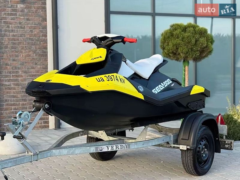 Гидроцикл спортивный BRP Spark 2016 в Хмельницком