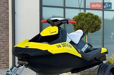 Гидроцикл спортивный BRP Spark 2016 в Хмельницком фото 2 Гидроцикл спортивный BRP Spark 2016 в Хмельницком