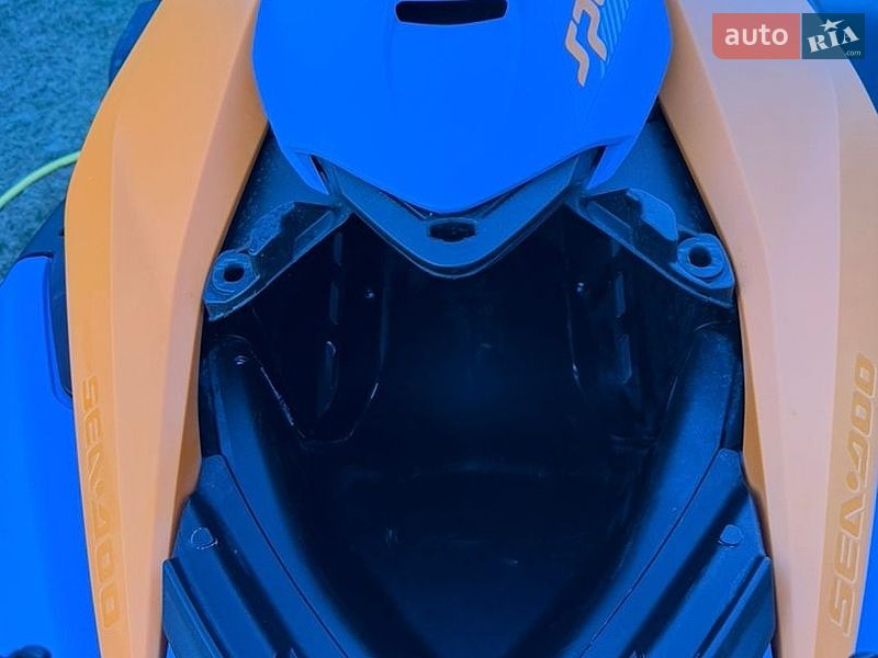 Гидроцикл туристический BRP Spark 2026 в Киеве