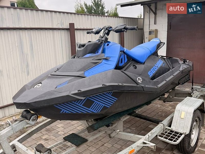 Гідроцикл спортивний BRP Spark 2022 в Харкові фото Гідроцикл спортивний BRP Spark 2022 в Харкові