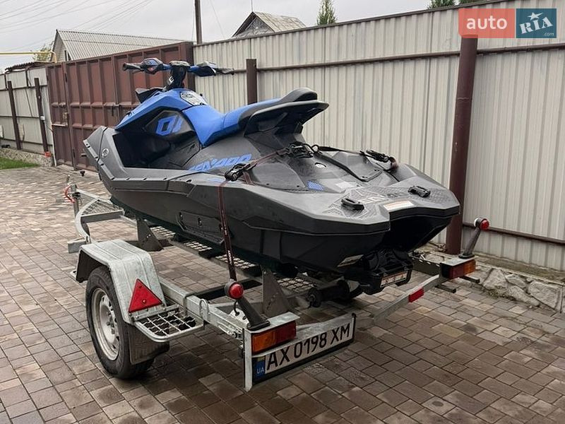 Гідроцикл спортивний BRP Spark 2022 в Харкові фото 3 Гідроцикл спортивний BRP Spark 2022 в Харкові