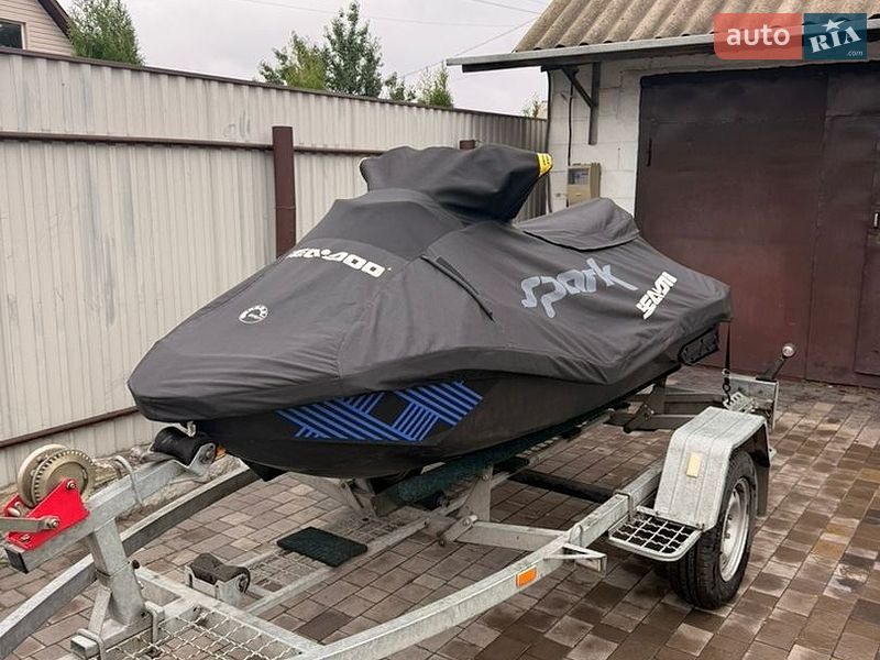 Гідроцикл спортивний BRP Spark 2022 в Харкові фото 6 Гідроцикл спортивний BRP Spark 2022 в Харкові