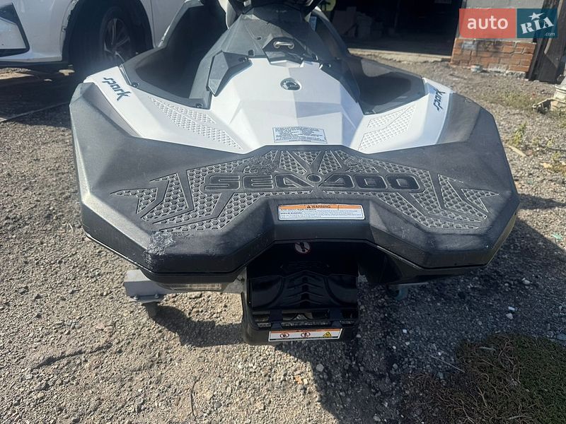Гидроцикл спортивный BRP Spark 2014 в Днепре