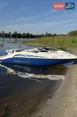 Катер BRP Speedster 2006 в Киеве