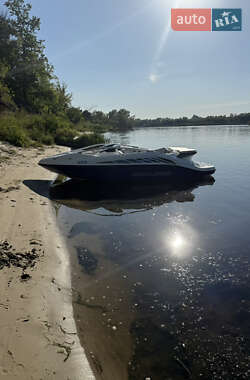 Катер BRP Speedster 2006 в Киеве