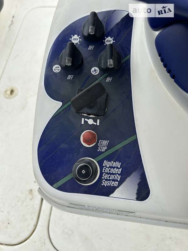 Катер BRP Sportster 2000 в Києві