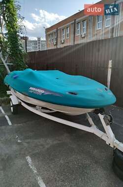 Катер BRP Sportster 2001 в Києві