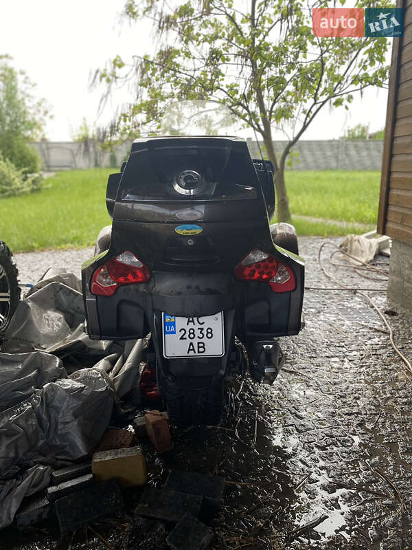 Трицикл BRP Spyder 2012 в Львове