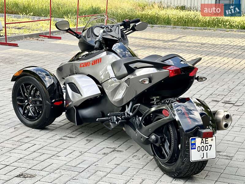 Трайк BRP Spyder 2011 в Днепре фото 26 Трайк BRP Spyder 2011 в Днепре