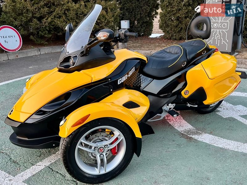 Трицикл BRP Spyder 2010 в Дубно
