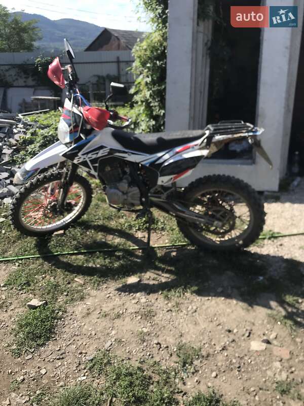 Вантажні моторолери, мотоцикли, скутери, мопеди BSE J3D 300 Enduro 2025 в Іршаві